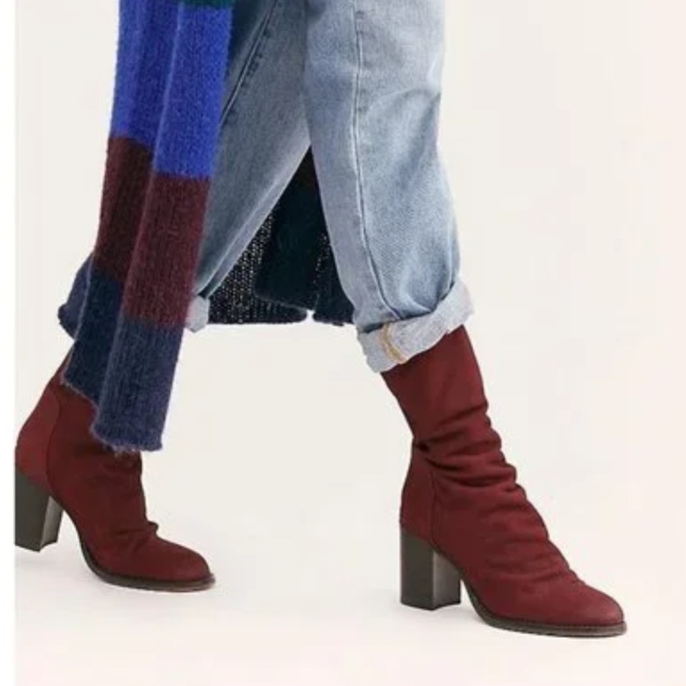 Free People Elle Block Heel Boots in Bordeaux Nubuck sz 37 (7) NWT